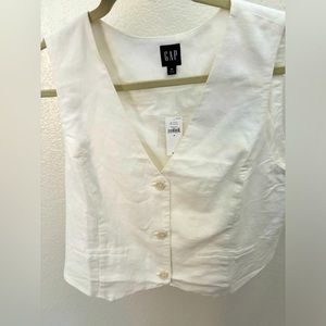 Very cute linen vest!